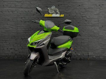 Скутер SPARK SP125S-15N 116142 фото