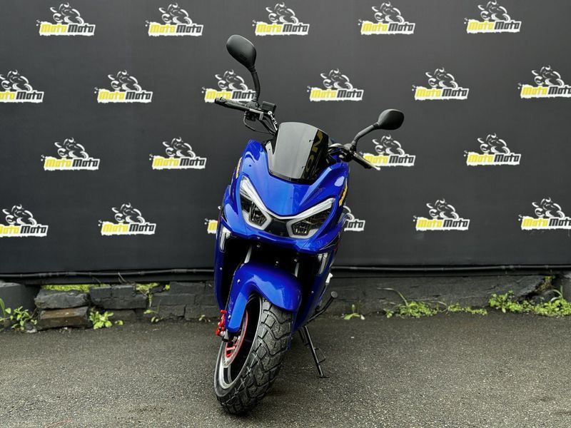 Скутер SPARK SP150S-18 116143 фото